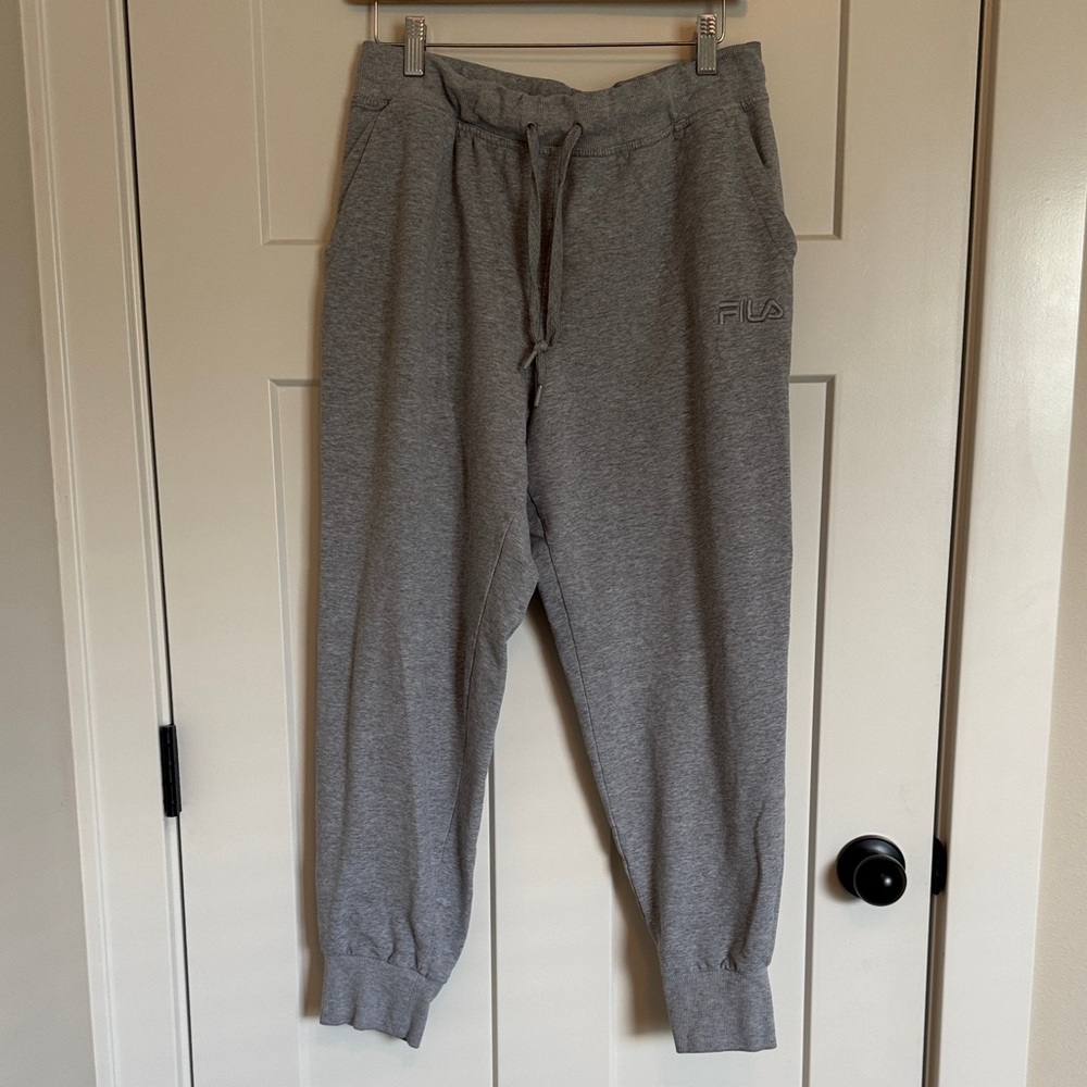 FILA Woman’s Joggers in Heather Gray size XL